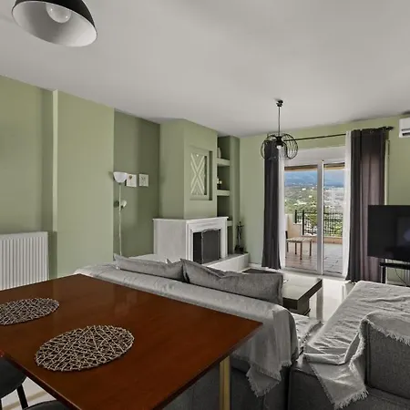Emerald Elegance * Kalamata